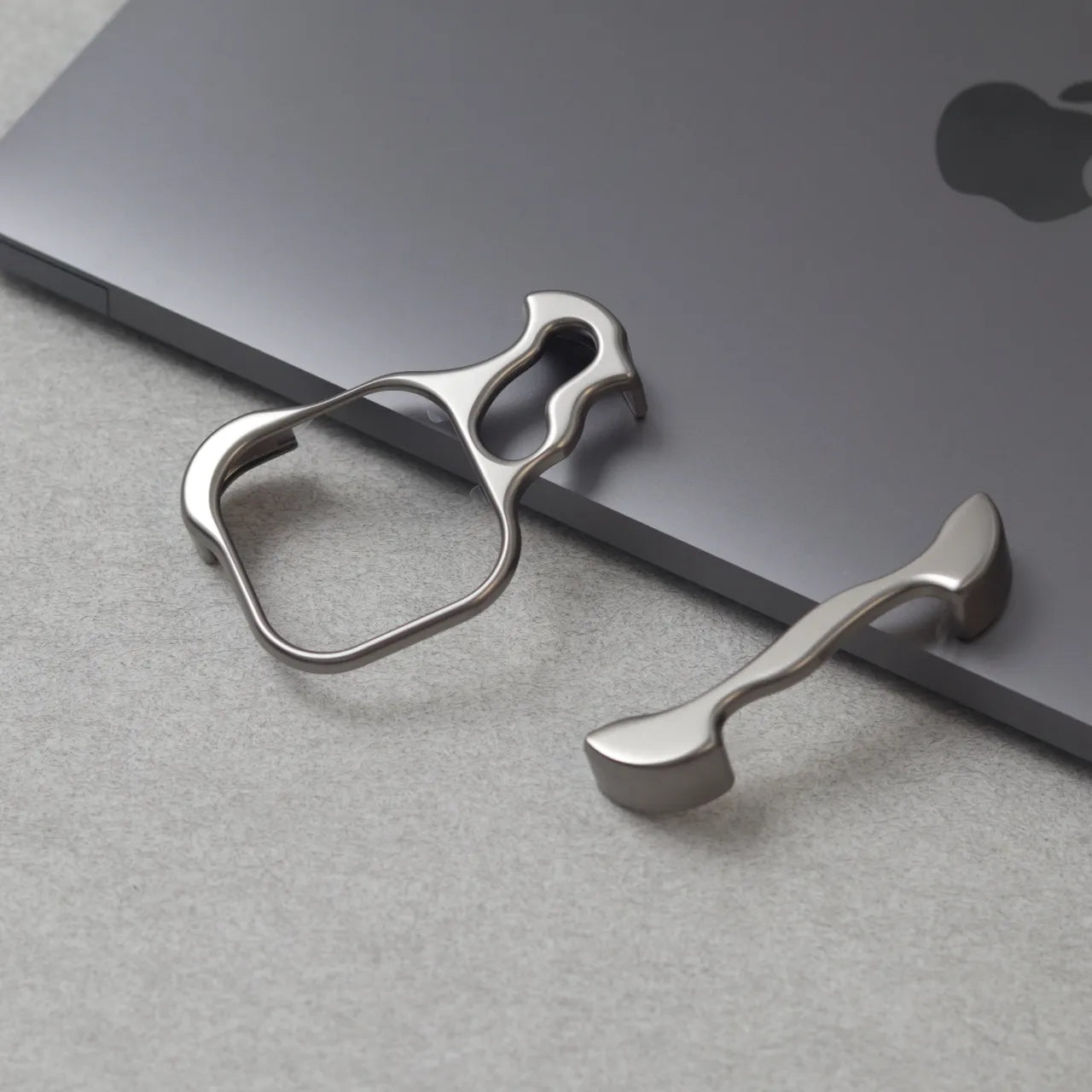 Zentro Zinc Alloy - iPhone Cases