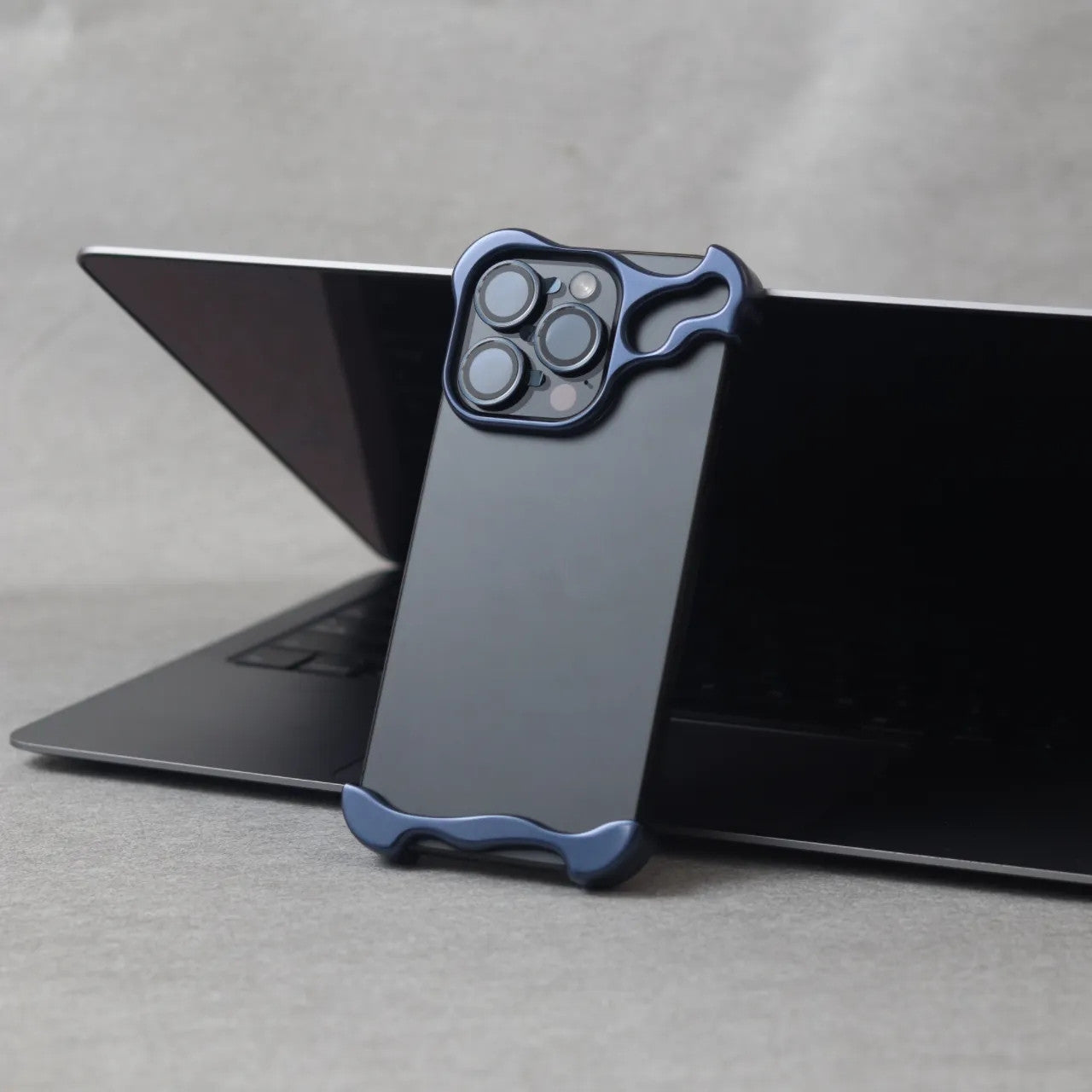Zentro Zinc Alloy - iPhone Cases