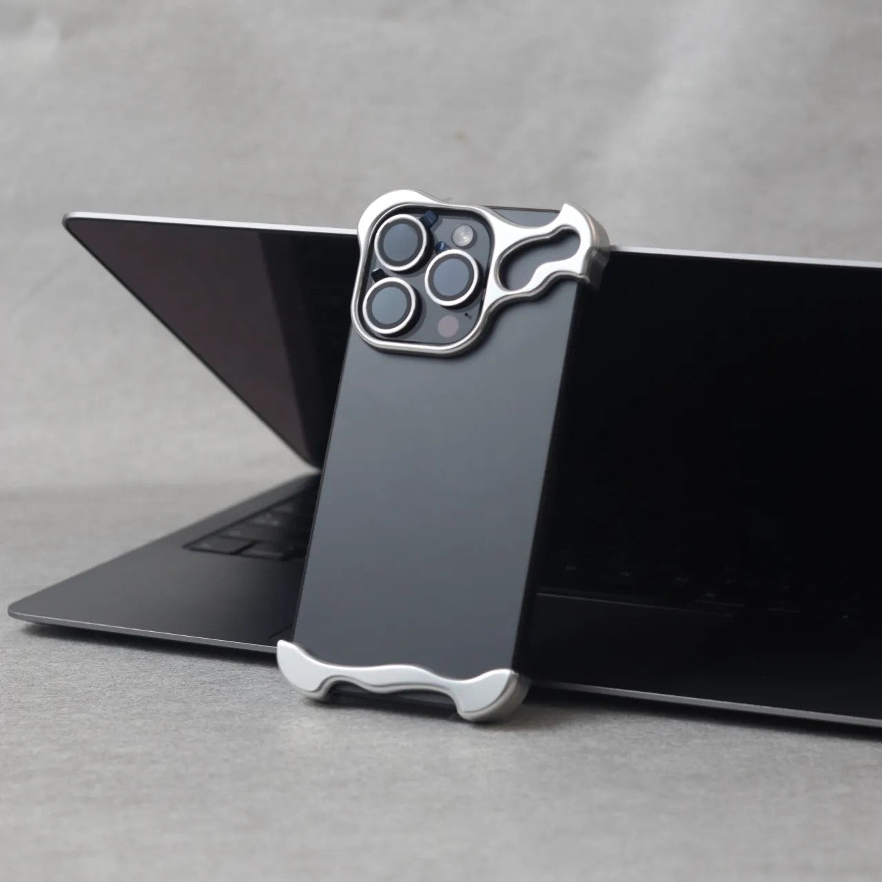 Zentro Zinc Alloy - iPhone Cases
