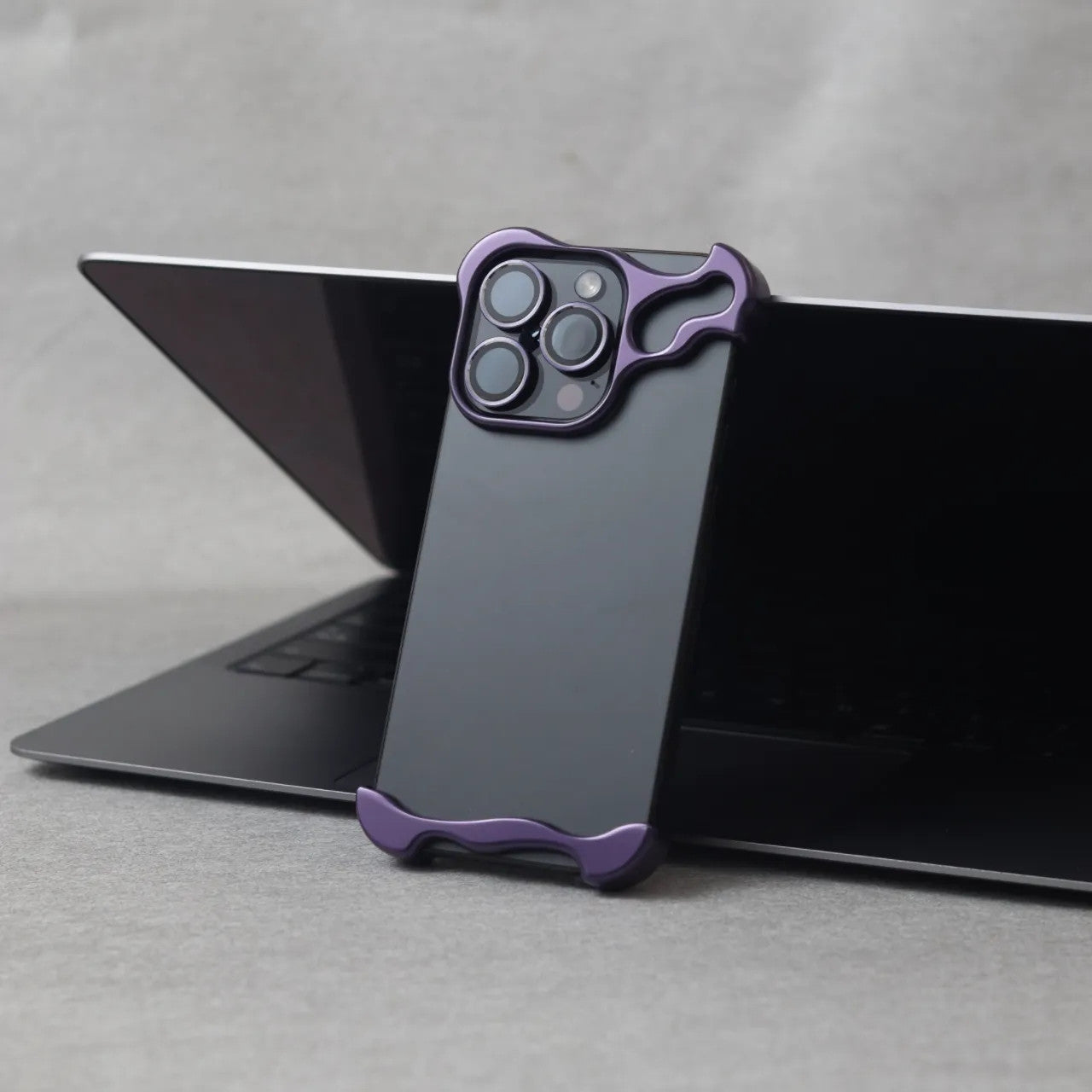Zentro Zinc Alloy - iPhone Cases
